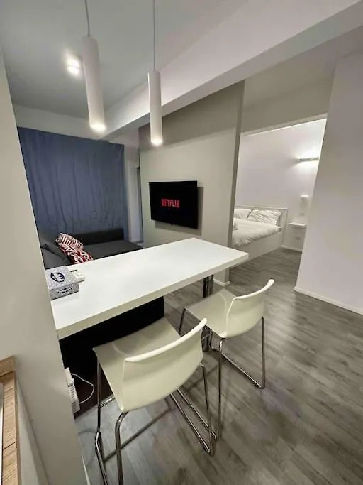Cozy Design Studio Apartment In Porta Maggiore. Rome